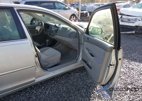 2003 Toyota Camry Le из США, поврежденный, VIN 4T1BE32KX3U185239